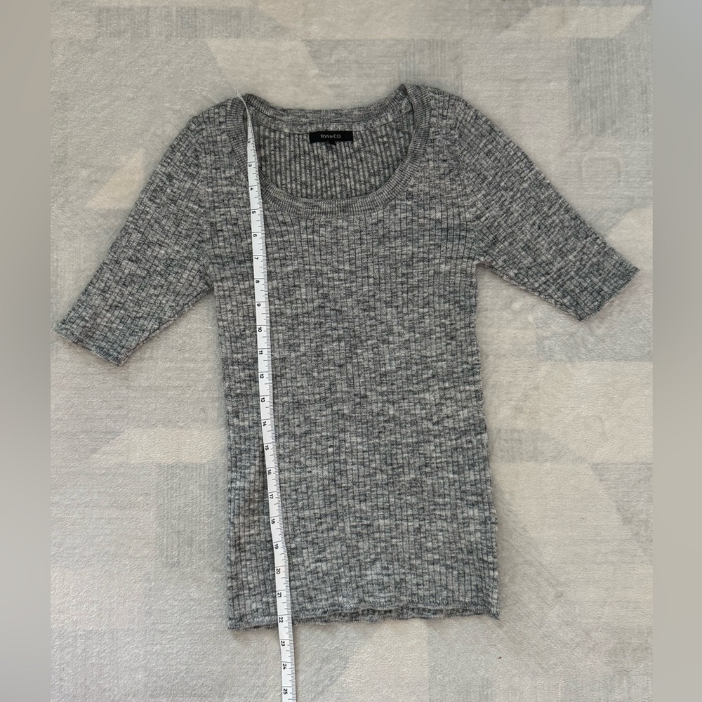 RW&CO. Heather Gray Ribbed Sweater